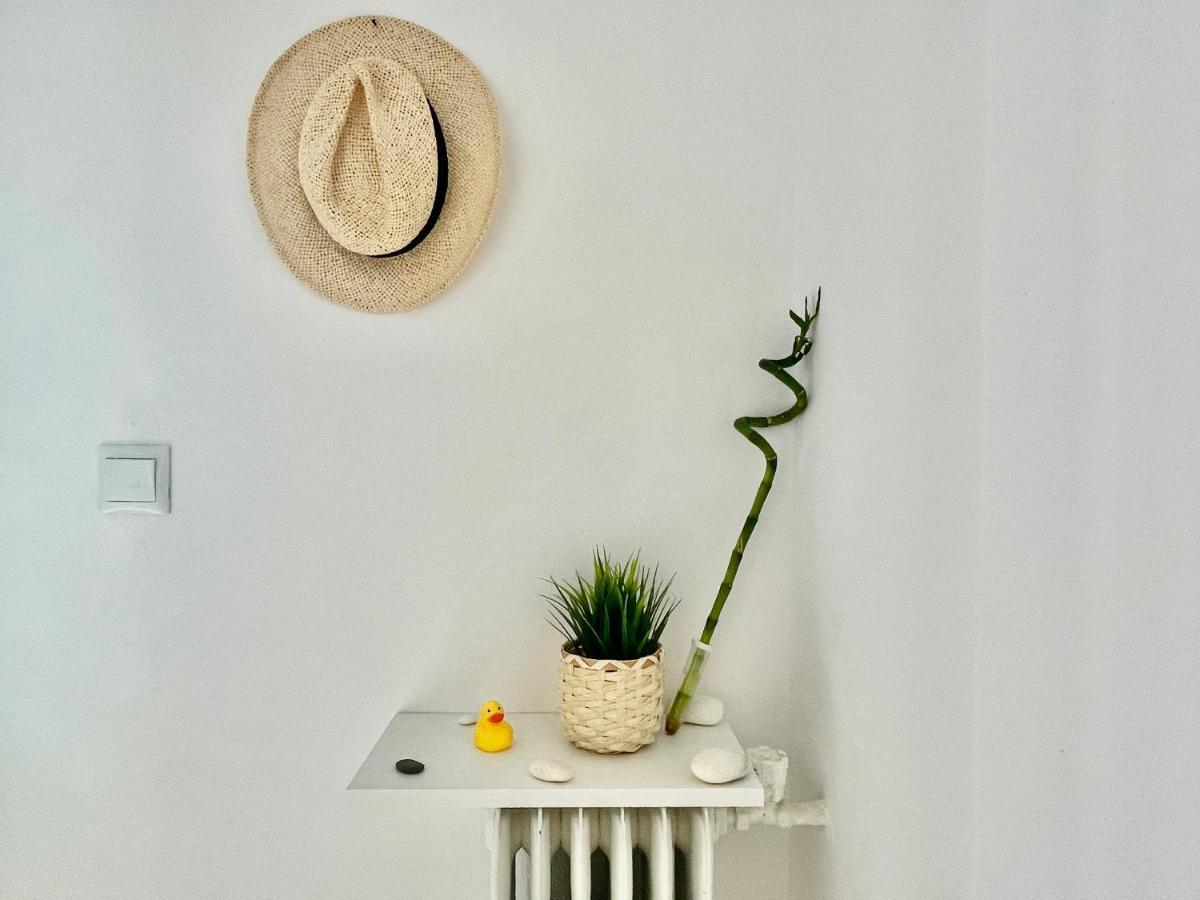 B&B Boutique Two Bedrooms Apartments Athens Ngoại thất bức ảnh