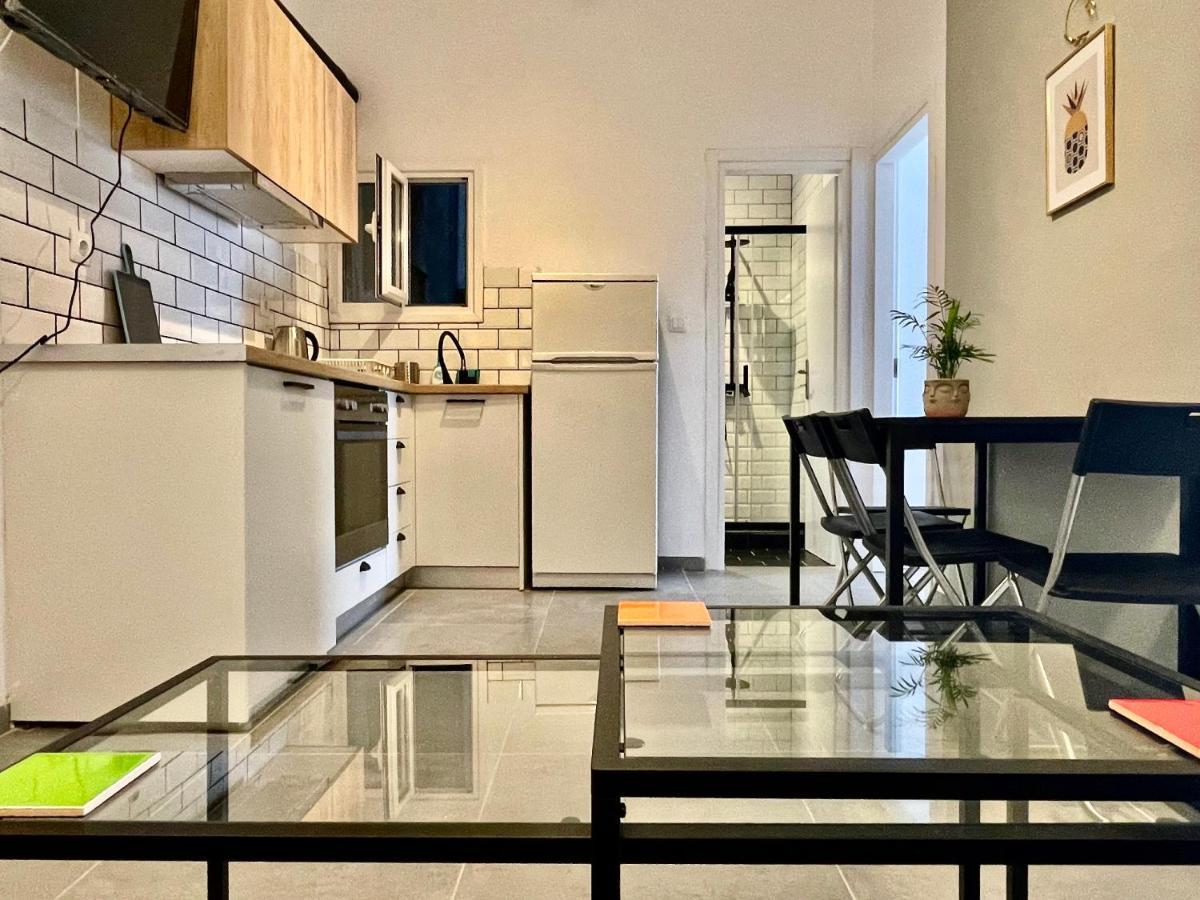 B&B Boutique Two Bedrooms Apartments Athens Ngoại thất bức ảnh