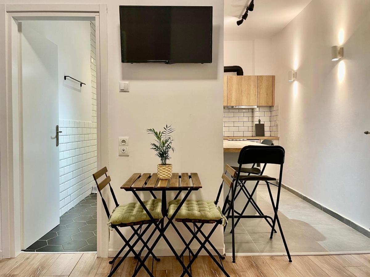 B&B Boutique Two Bedrooms Apartments Athens Ngoại thất bức ảnh