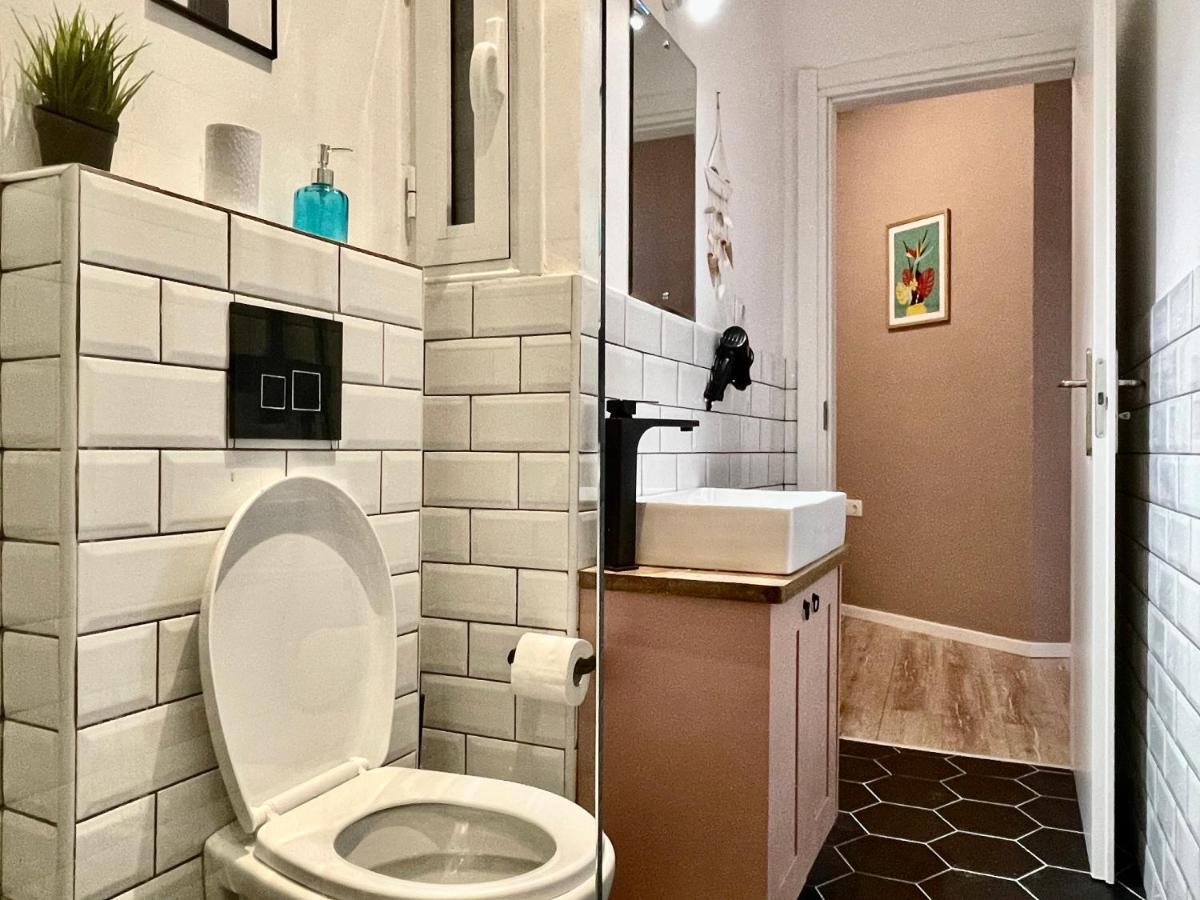 B&B Boutique Two Bedrooms Apartments Athens Ngoại thất bức ảnh