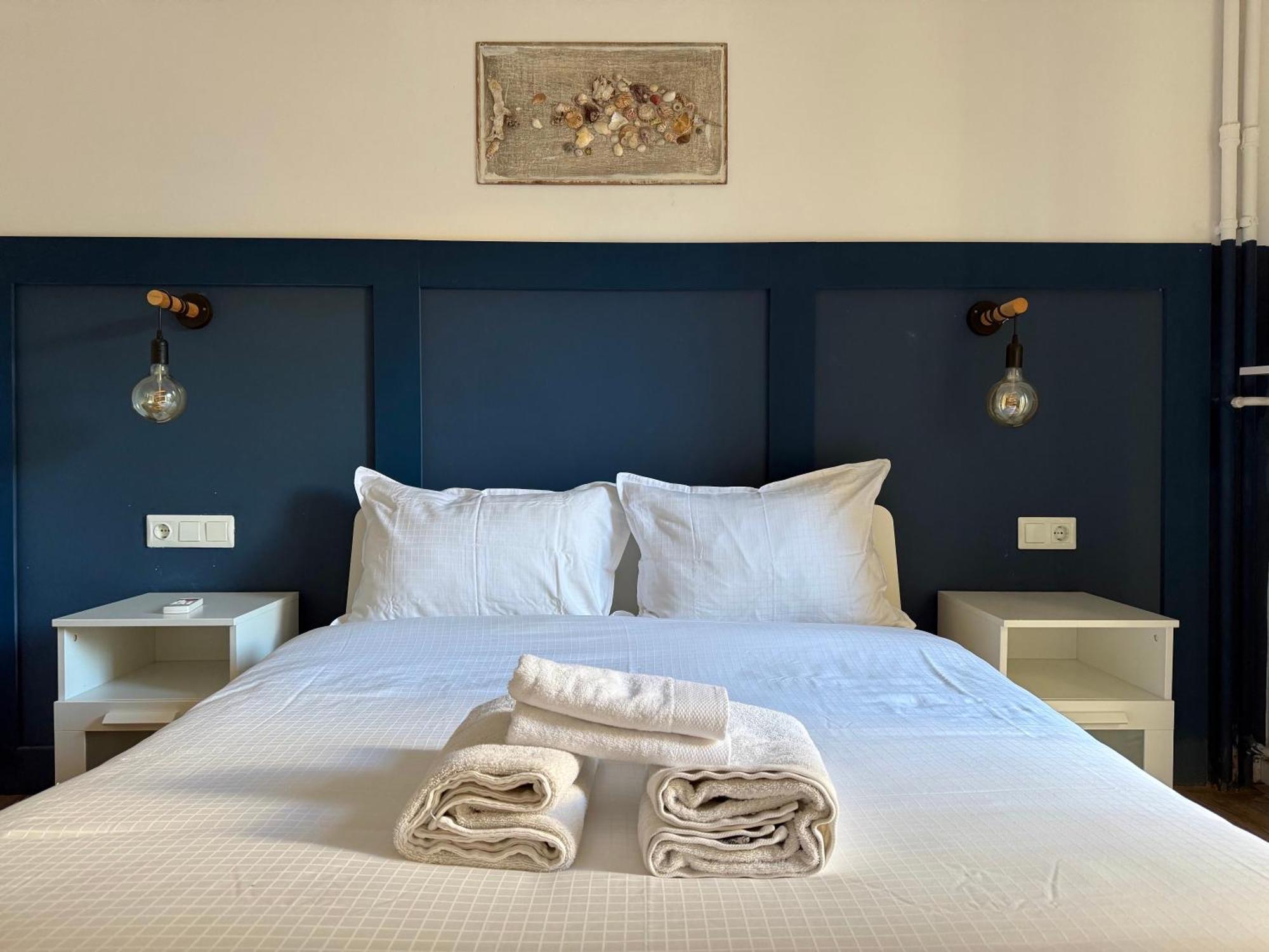 B&B Boutique Two Bedrooms Apartments Athens Ngoại thất bức ảnh